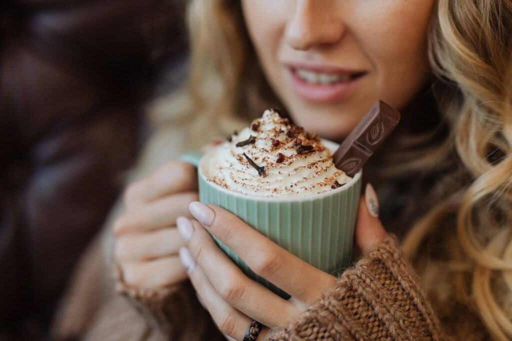 What Liquor Goes With Hot Chocolate